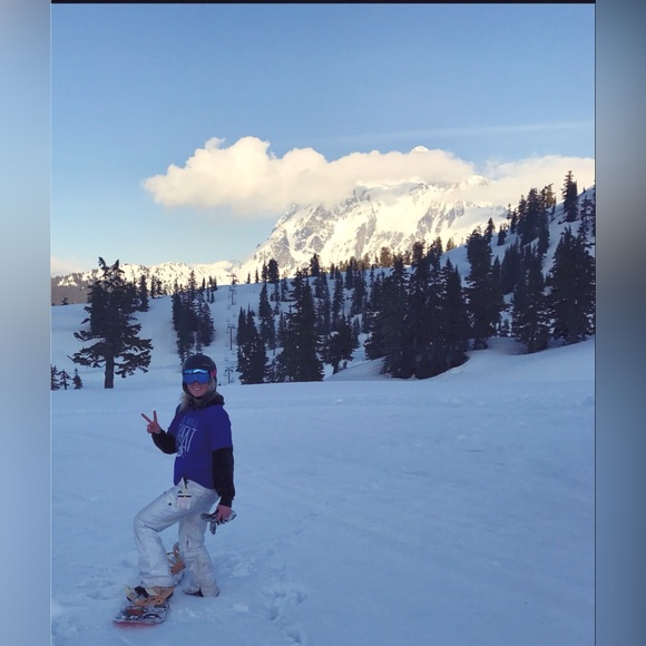 Meet your Posher, Laura - Picture 9 of 16